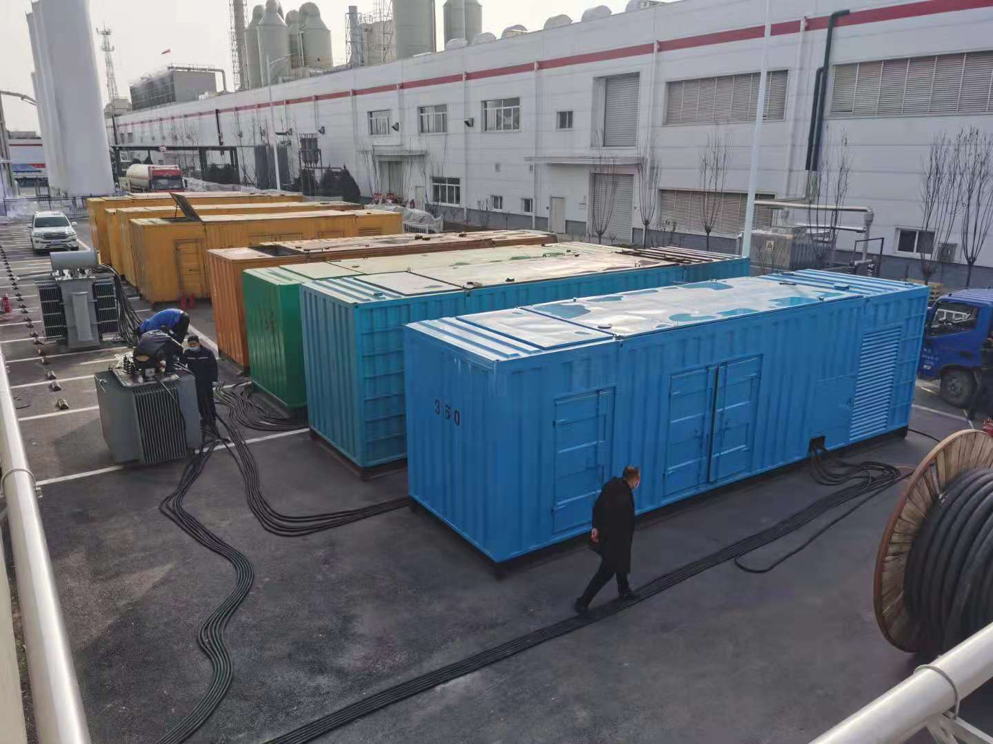 路南发电机出租-两相发电机与三相发电机有何区别?