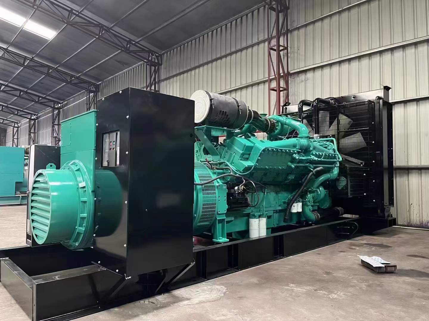路南如何降低 800kW 柴油发电机输出电流的波动？