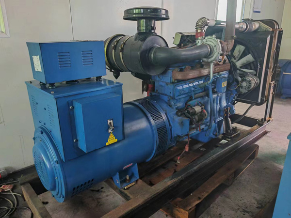 路南100kW柴油发电机组使用多级机油有哪些优缺点？
